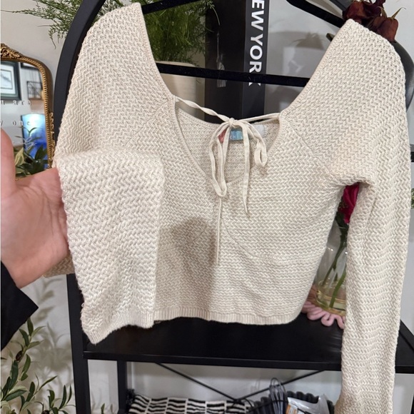 Free People beach Cream Tie Front Ribbed Crop Top size medium - Picture 2 of 7